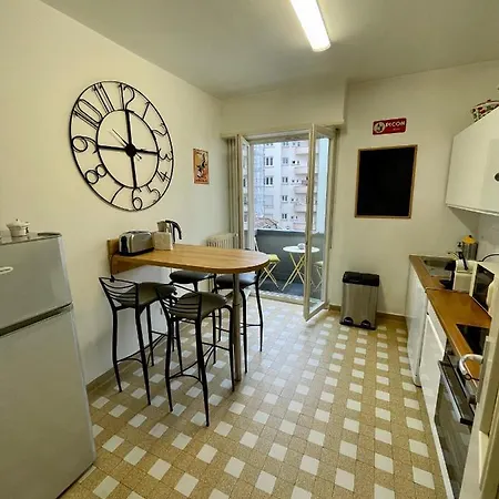 Hyper Centre Place Kleber 66 M2